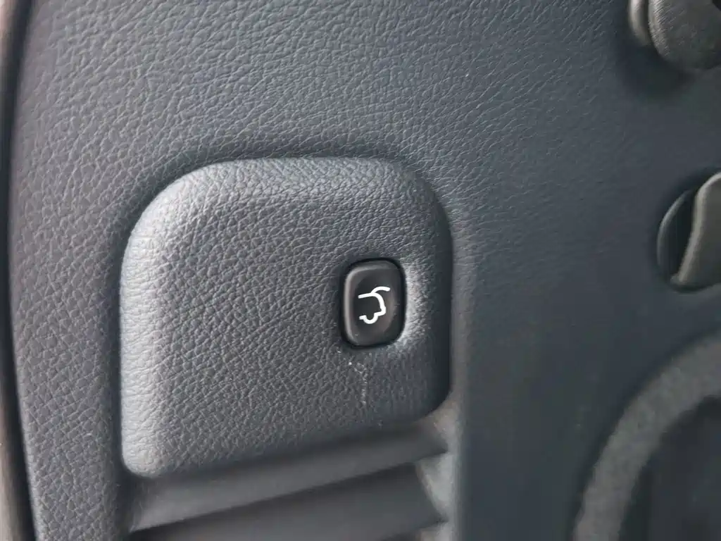 Jeep Grand Cherokee (Import) — миниатюра 8