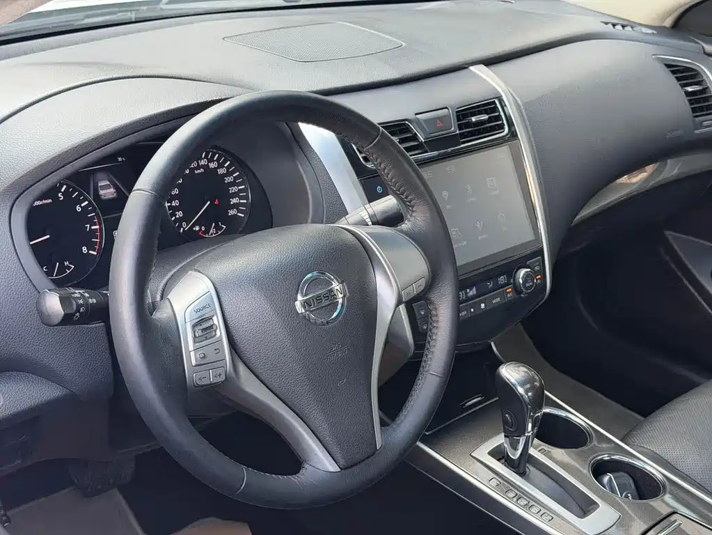 Nissan Teana — миниатюра 8