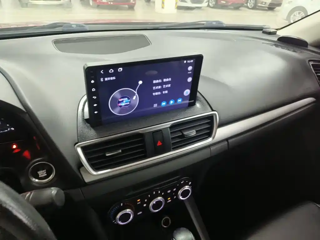 Mazda 3 Axela — миниатюра 13
