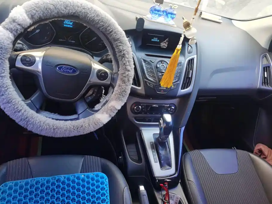 Ford Focus — миниатюра 12