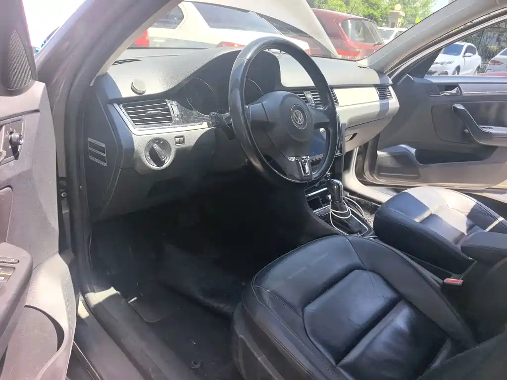 Volkswagen Bora — миниатюра 6