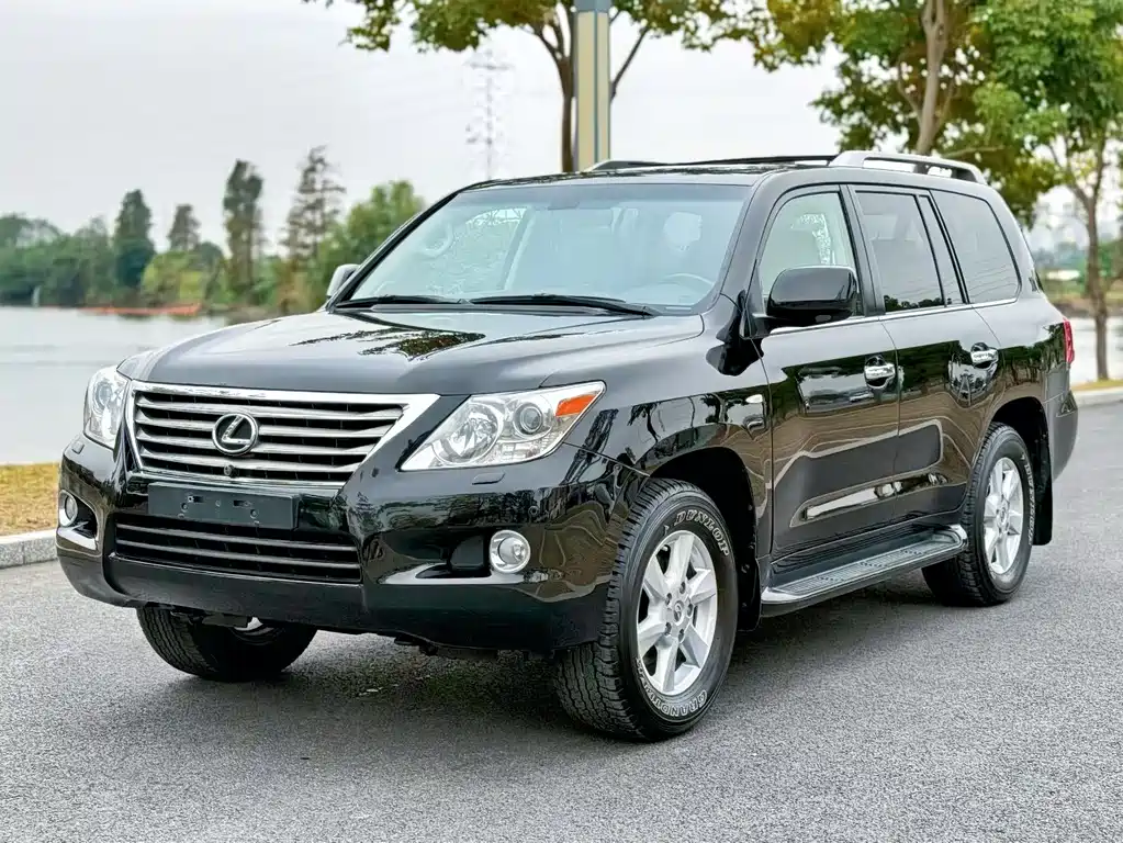 Lexus LX 2009
