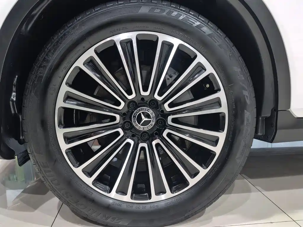 Mercedes-Benz GLC — миниатюра 4