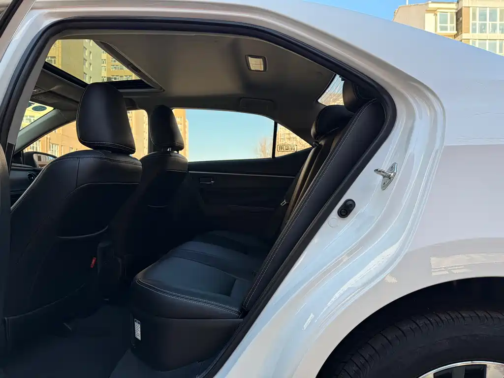 TOYOTA COROLLA DUAL ENGINE E+