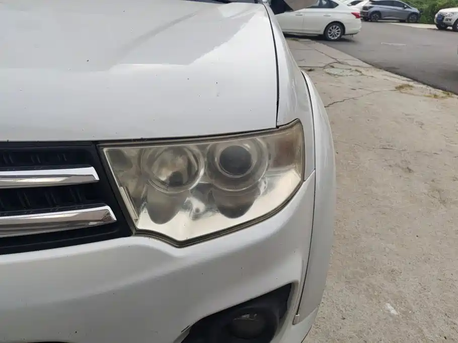 Mitsubishi Pajero Sport — миниатюра 5