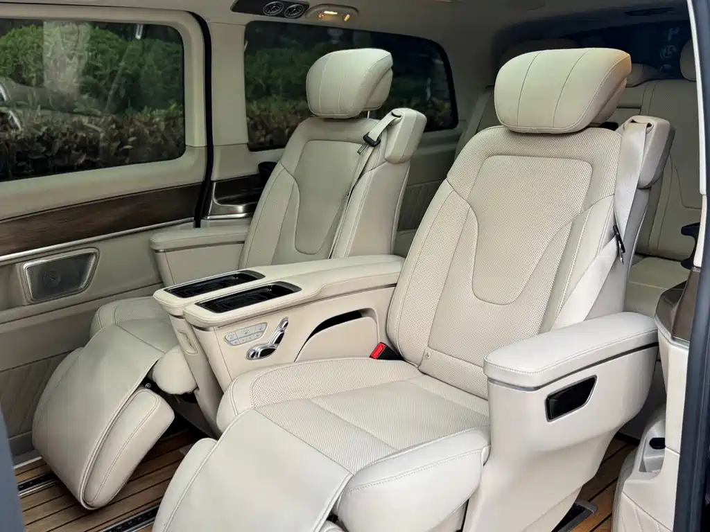 MERCEDES-BENZ V CLASS