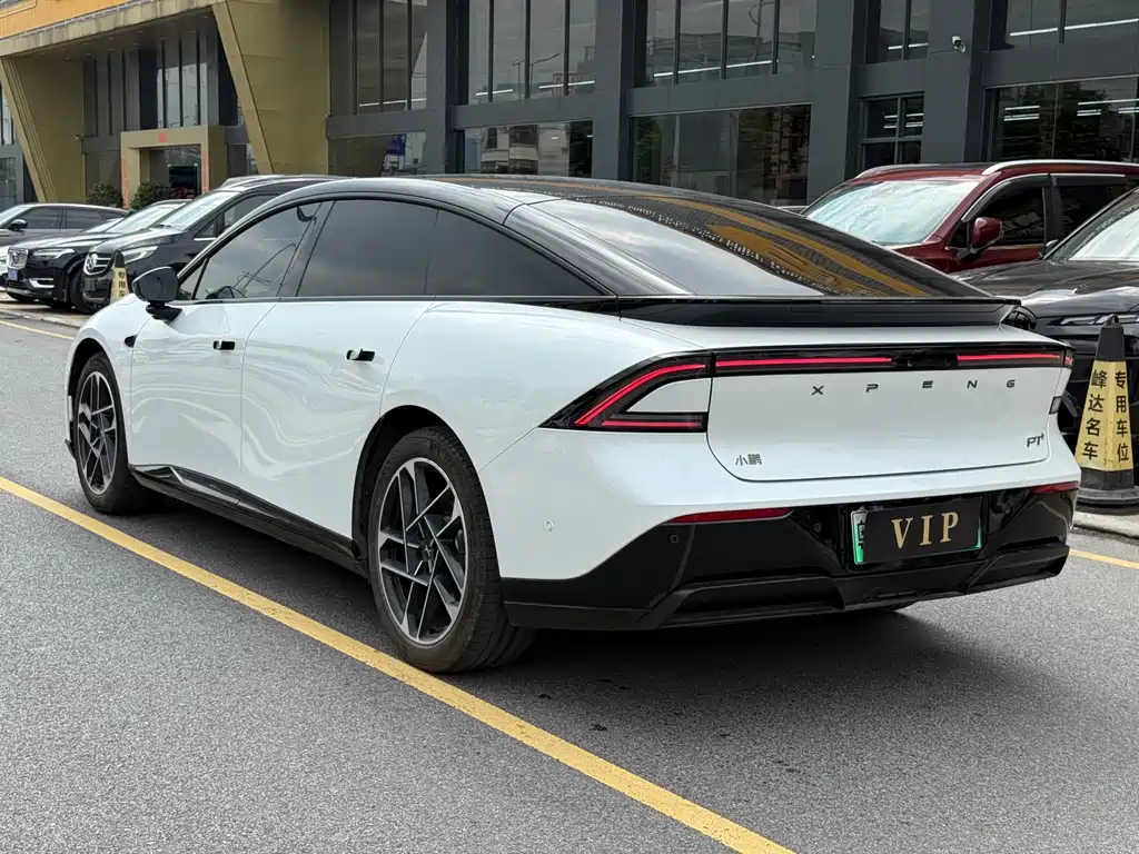XPeng P7+ — миниатюра 8