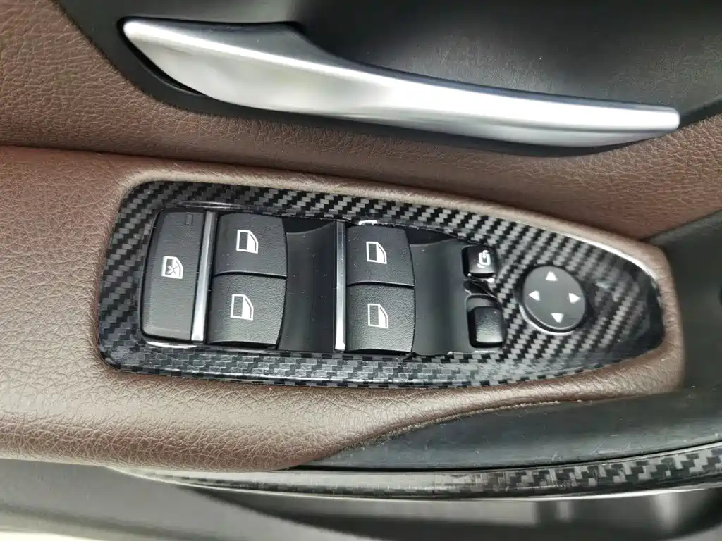 BMW 3 Series — миниатюра 9