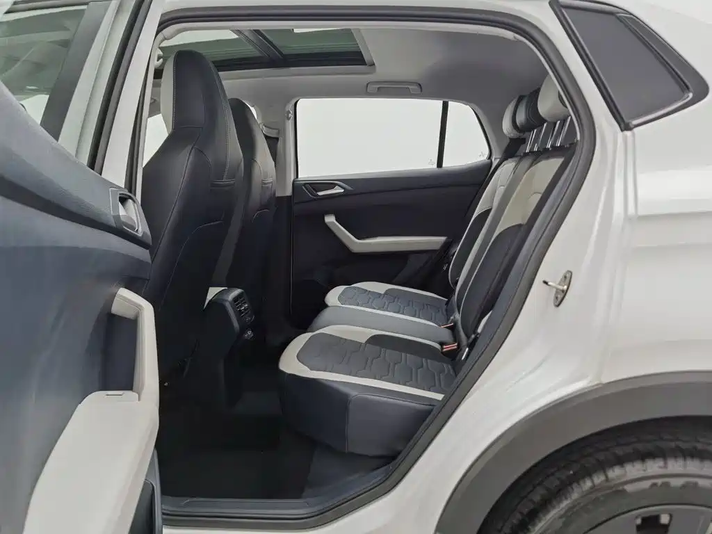 Volkswagen Tharu — миниатюра 15