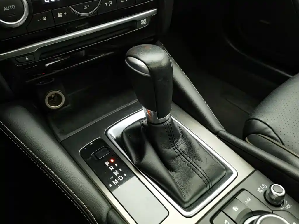 Mazda Atenza — миниатюра 13