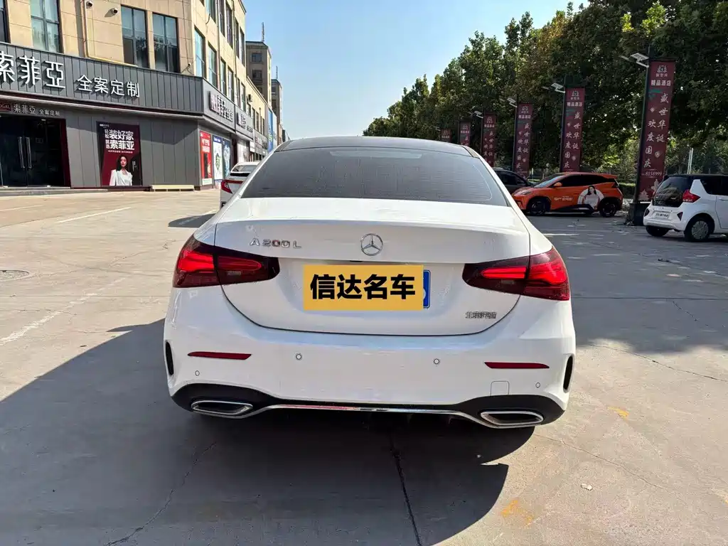 Mercedes-Benz A-Class — миниатюра 11