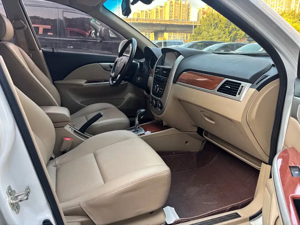 Buick Excelle — миниатюра 9