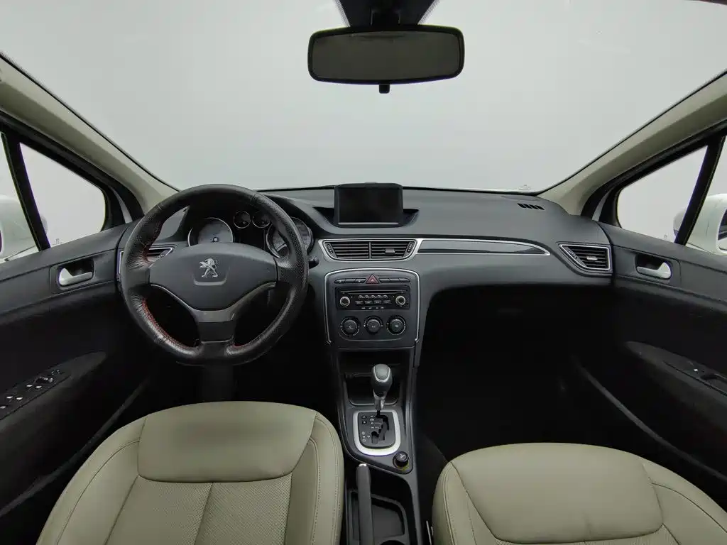 Peugeot 308 — миниатюра 5
