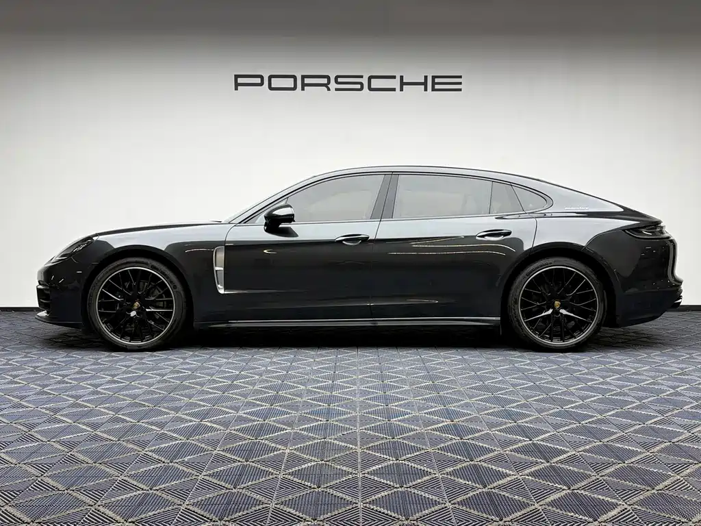 Porsche Panamera — миниатюра 10