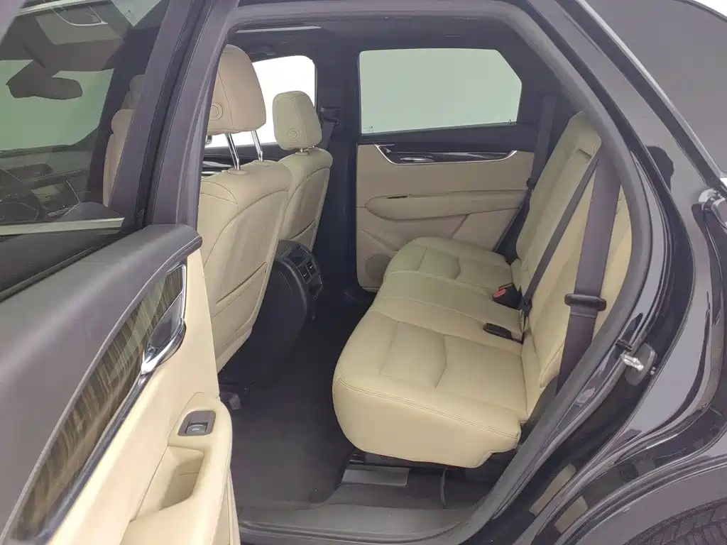 Cadillac XT5 — миниатюра 15