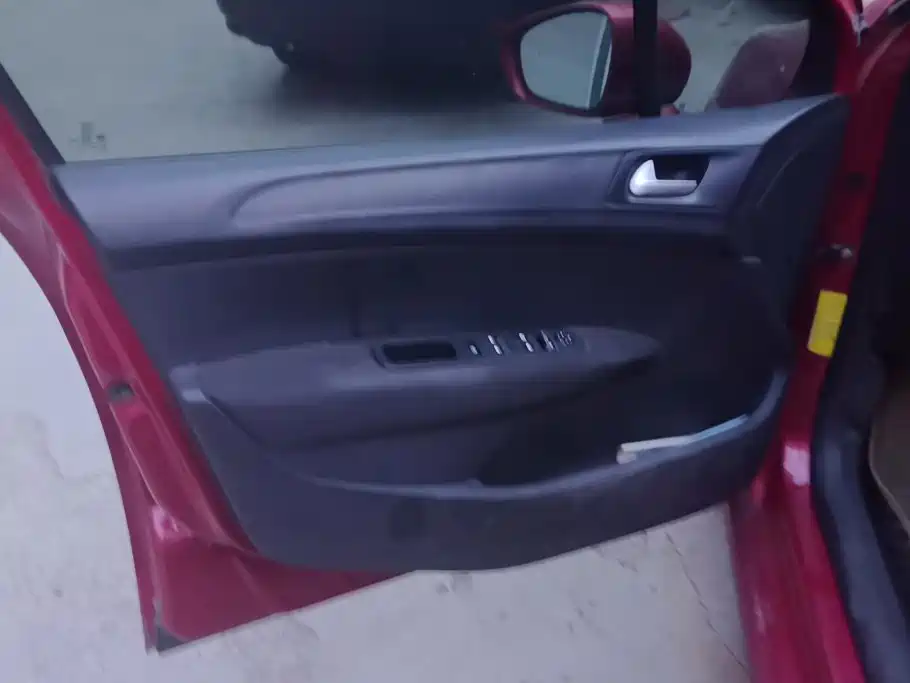 Peugeot 308 — миниатюра 7