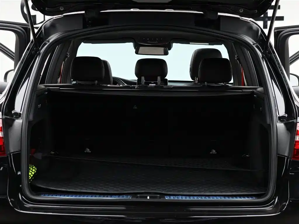 Mercedes-Benz GLC A MG 2018 AMG GLC 63 4MATIC+