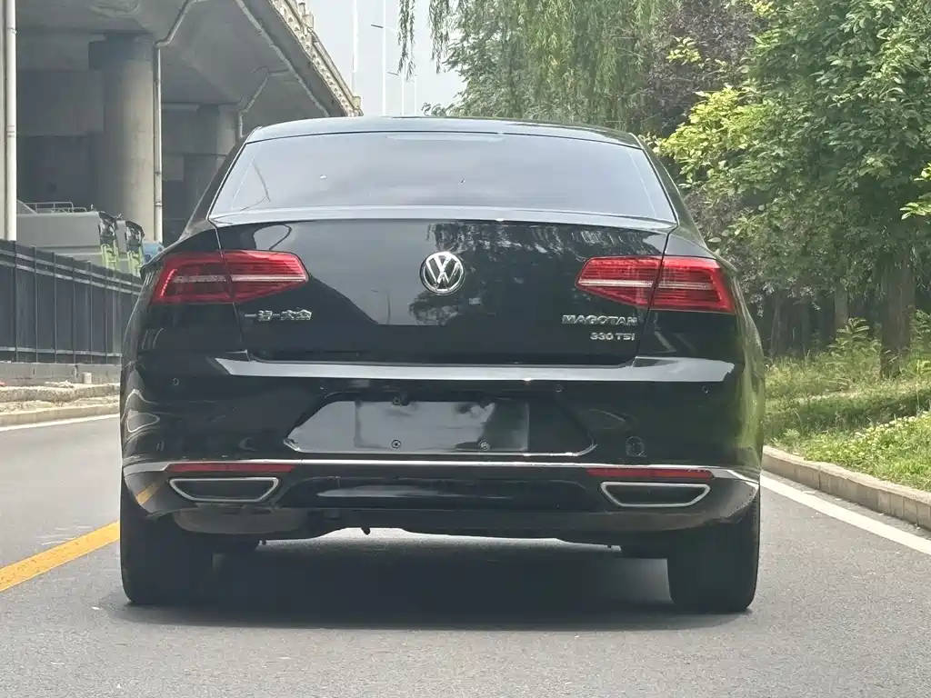 Volkswagen Magotan 2017 330TSI DSG Luxury