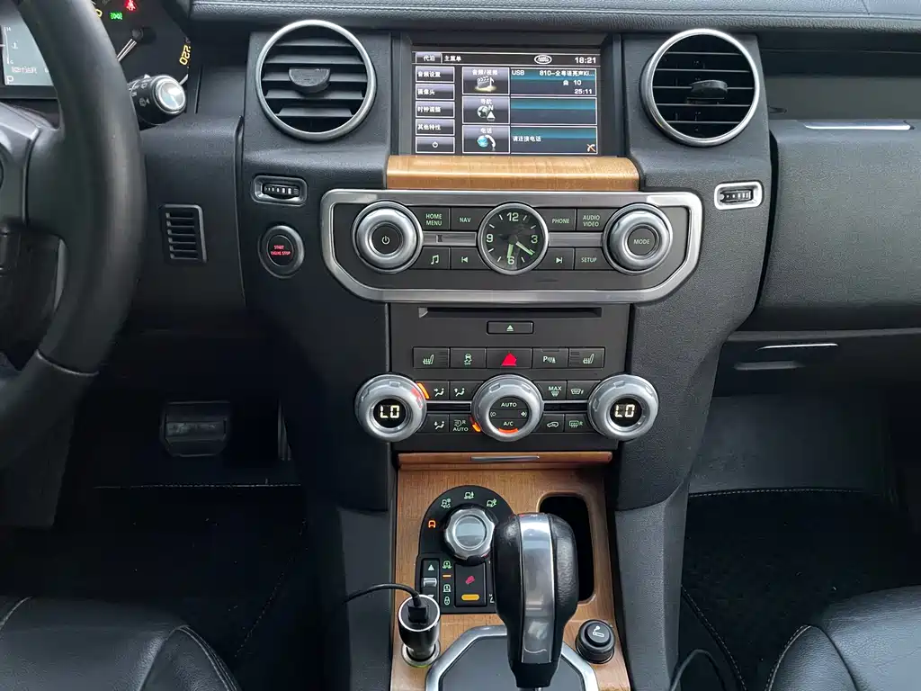 Land Rover Discovery — миниатюра 10