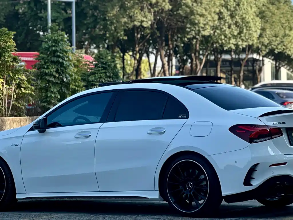 MERCEDES-BENZ A CLASS AMG