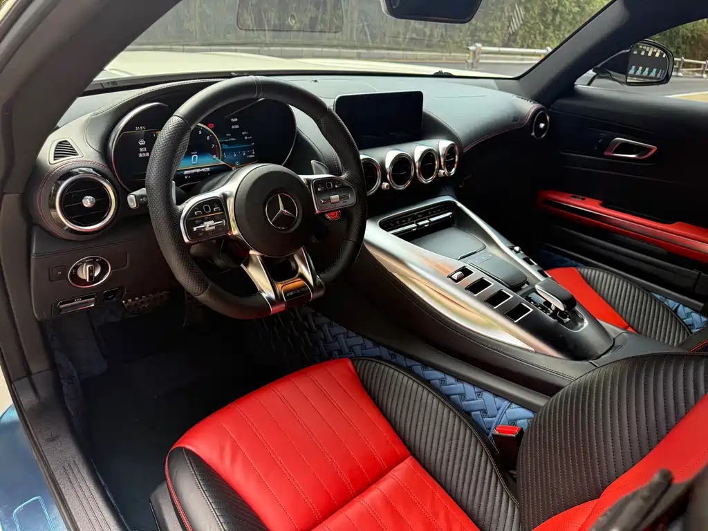 Mercedes-Benz AMG GT — миниатюра 9