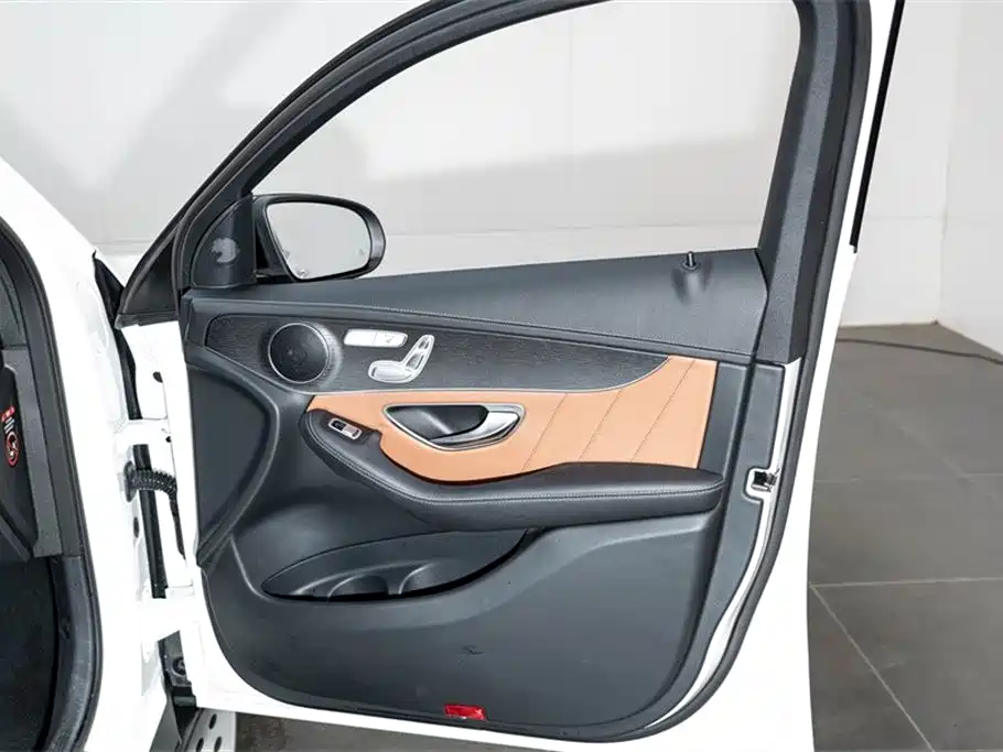 MERCEDES-BENZ GLC COUPE