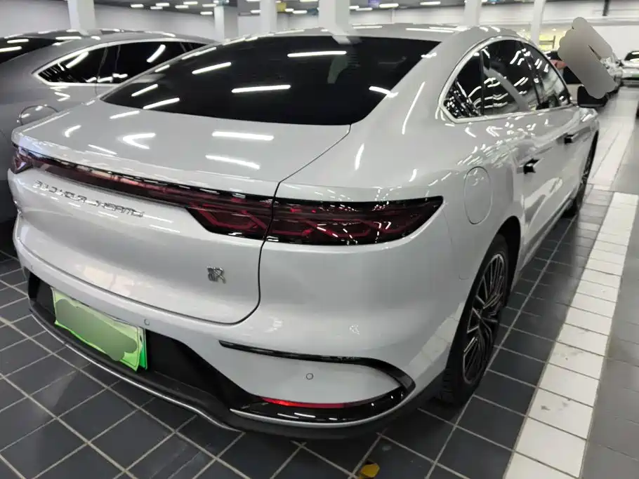 BYD Han — миниатюра 3