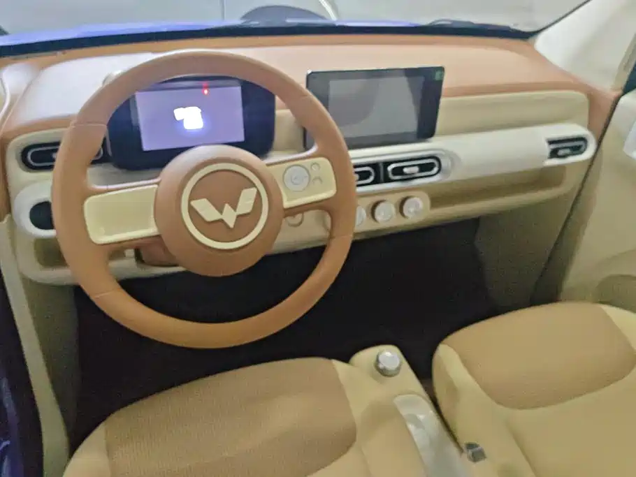 Wuling MINIEV — миниатюра 12