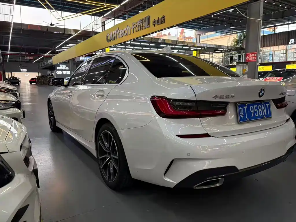 BMW 3 Series — миниатюра 9