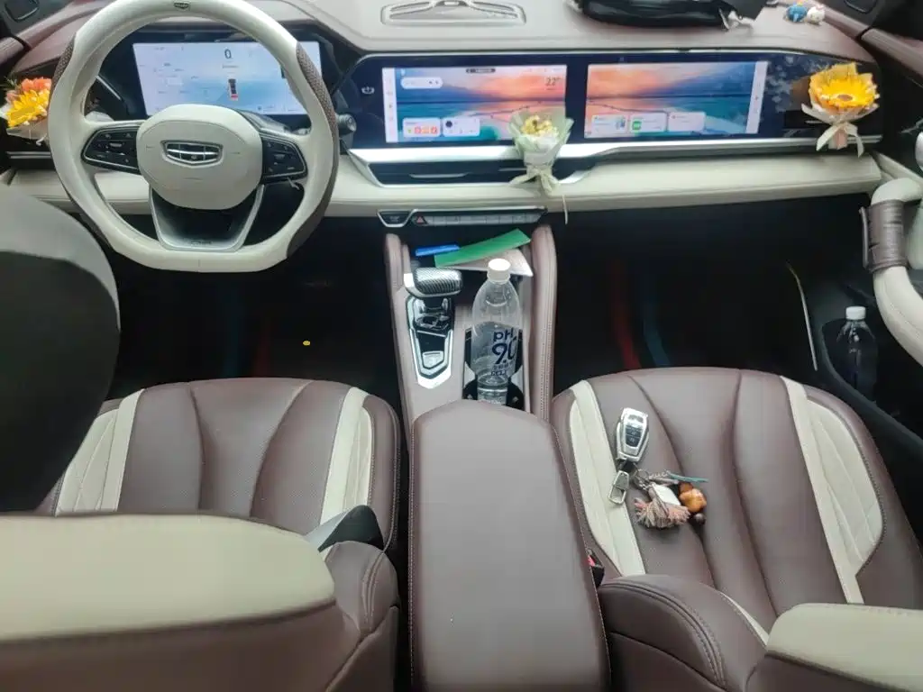 Geely Xingyue L — миниатюра 10