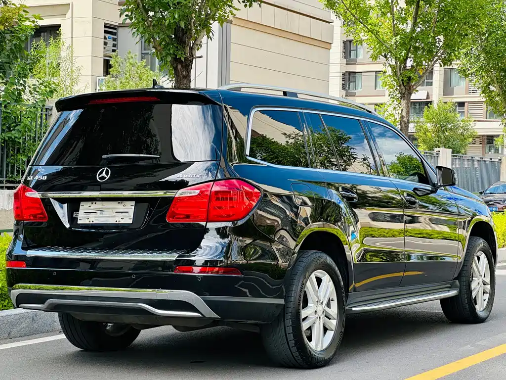 Mercedes-Benz GL-Class — миниатюра 13