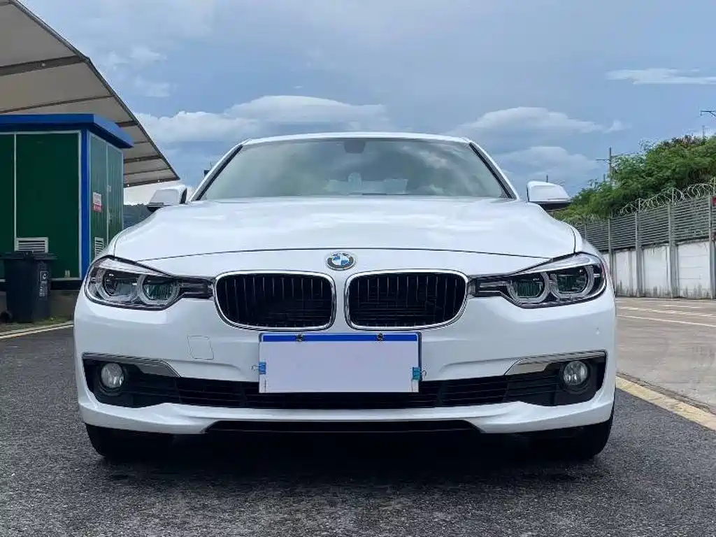 BMW 3 Series — миниатюра 2