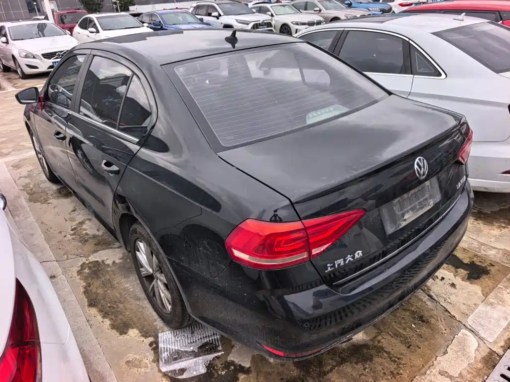 Volkswagen Lavida — миниатюра 5