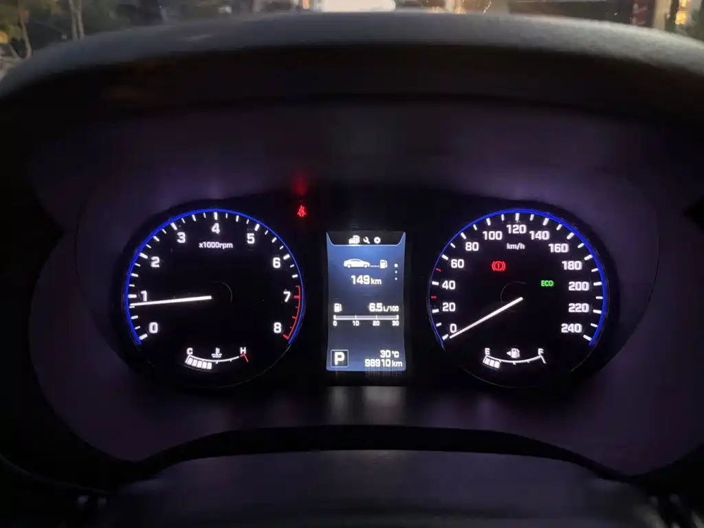 Hyundai Mistra — миниатюра 12