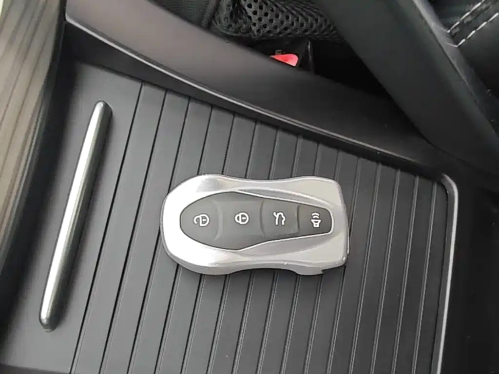 Geely Boyue — миниатюра 9