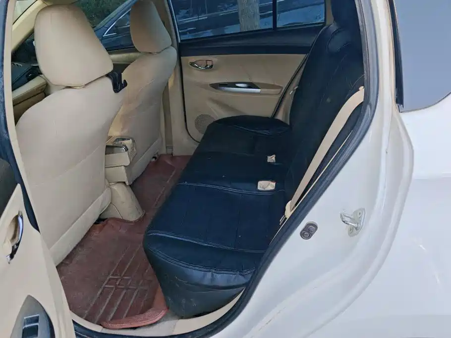 Toyota Yaris L — миниатюра 11