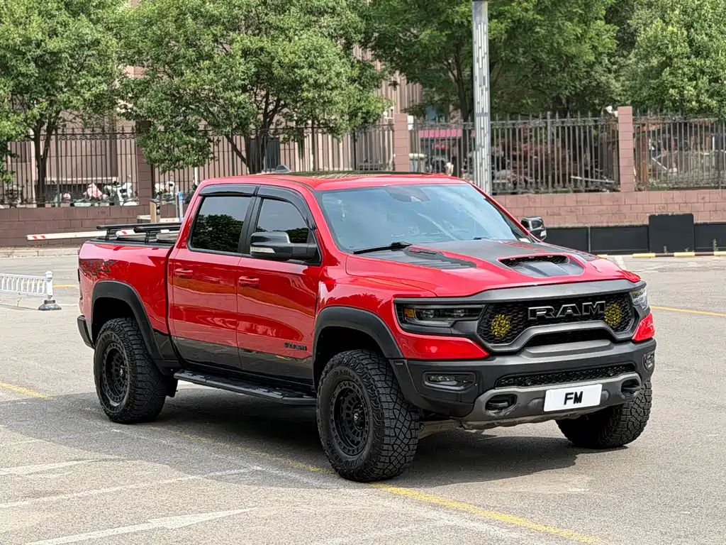 Ram Trucks 2023 6.2T