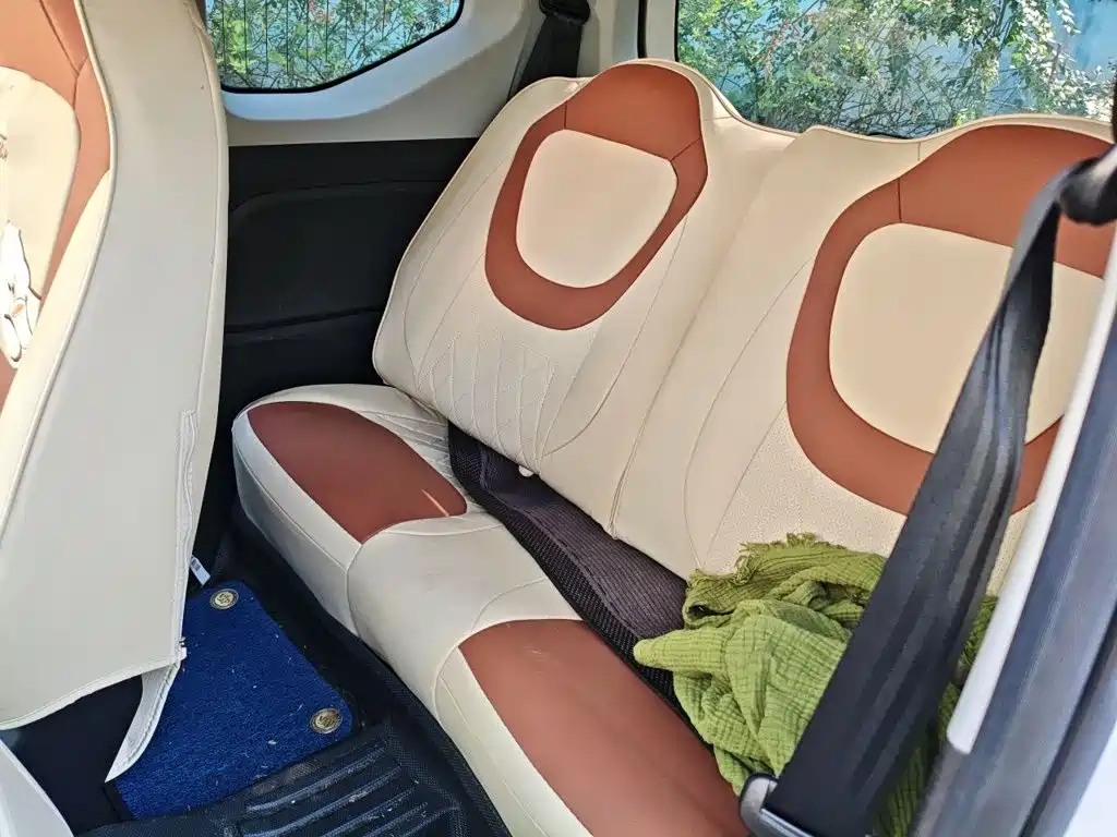 Wuling MINIEV — миниатюра 18