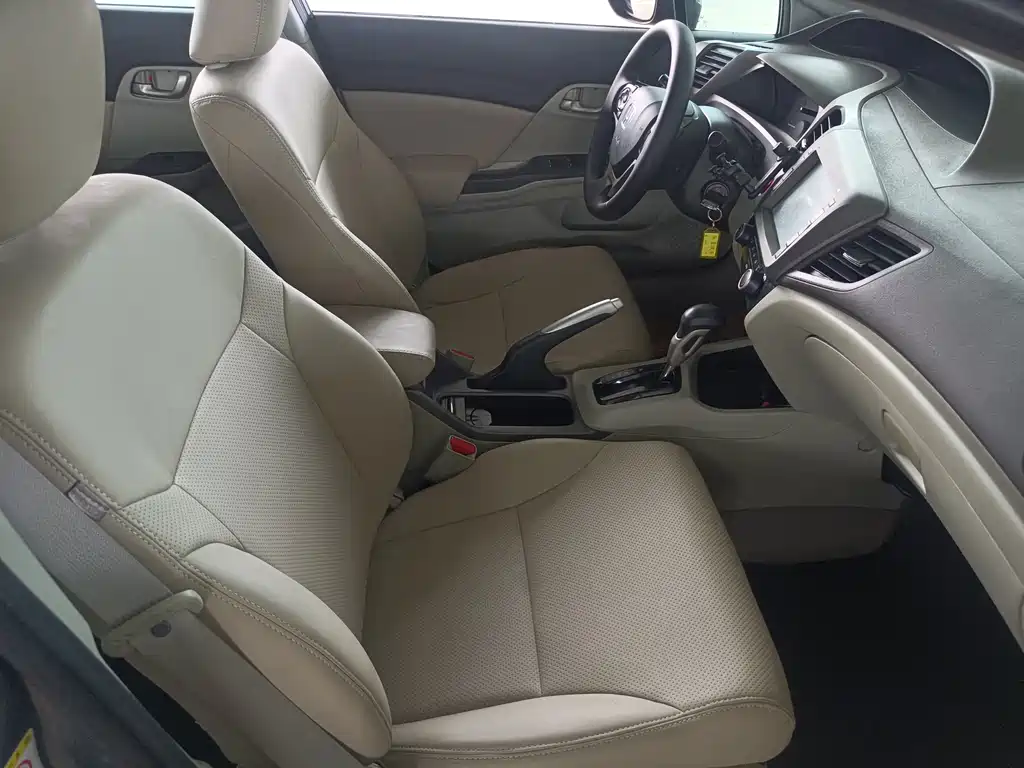 Honda Civic — миниатюра 9