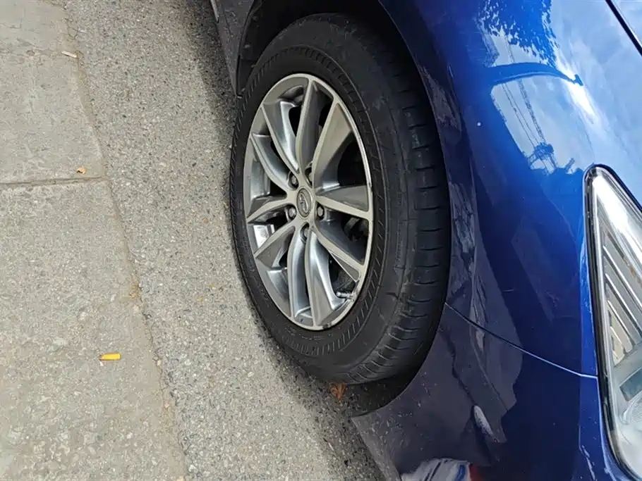 Infiniti Q50L 2018 2.0T Comfort V
