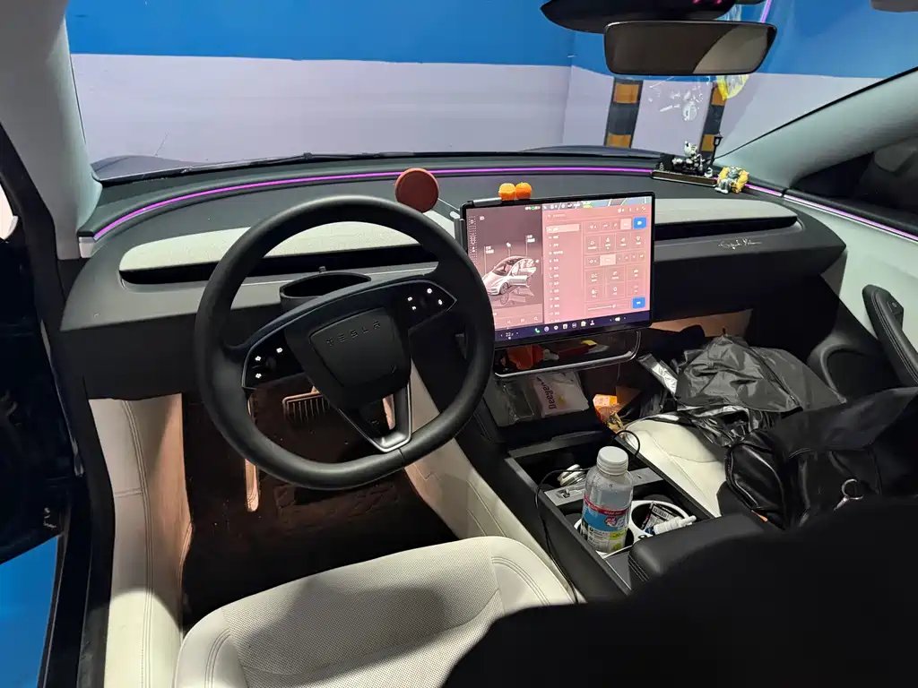 Tesla Model 3 — миниатюра 8