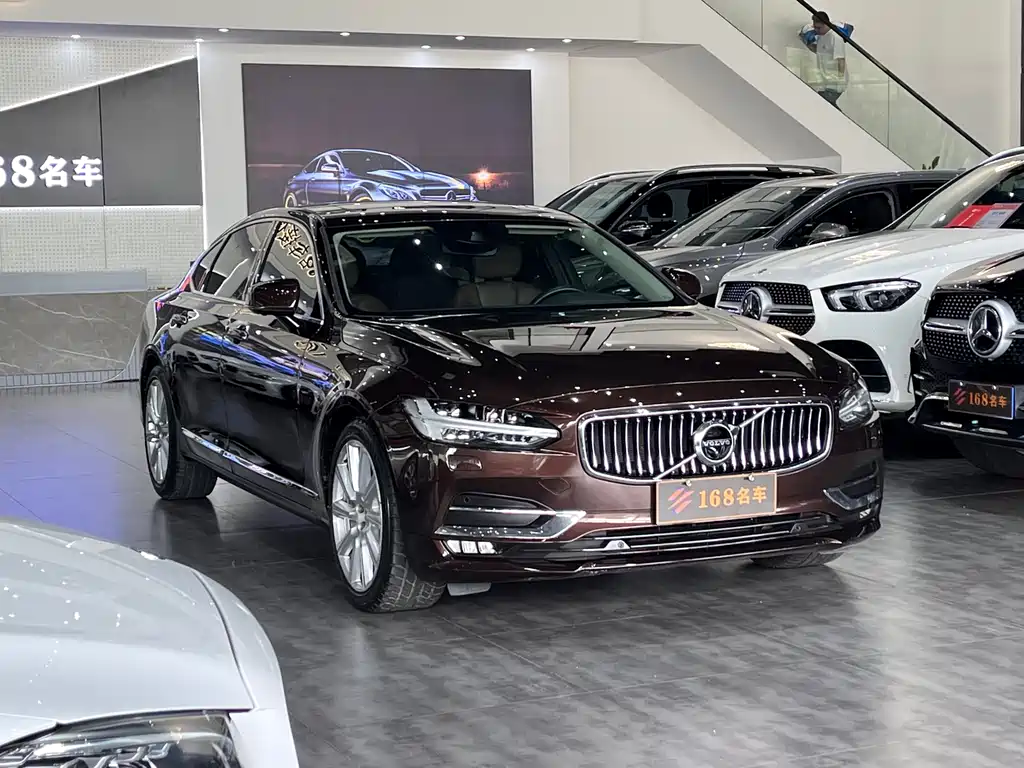 Volvo S90 2017 T5