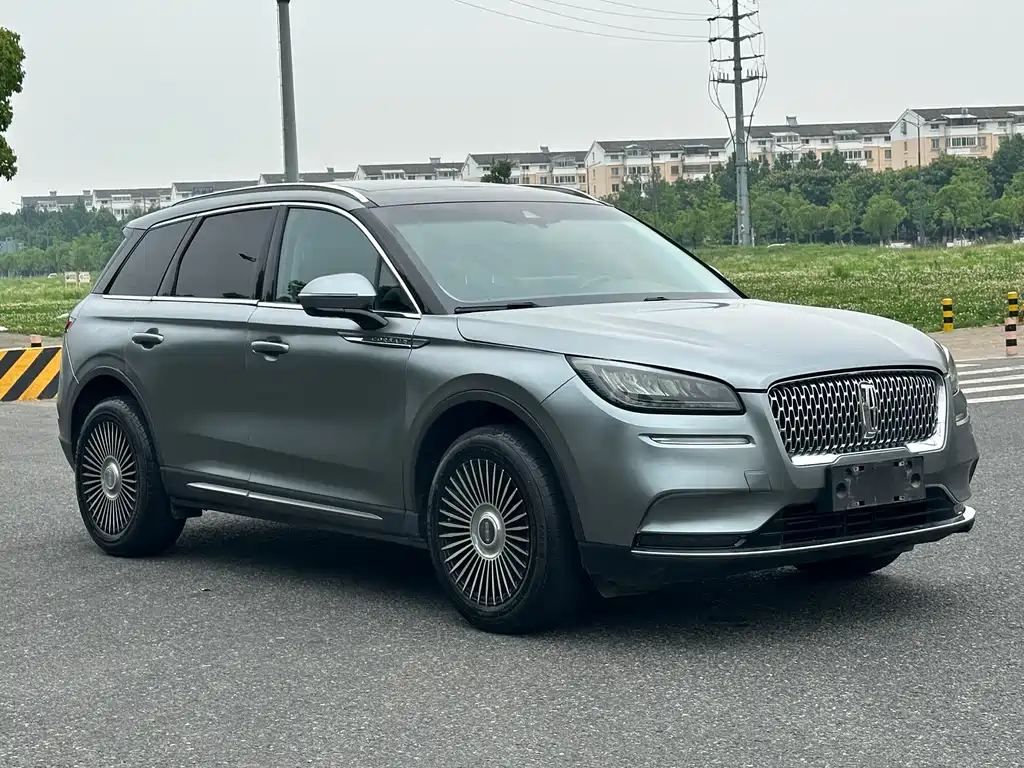 Lincoln Corsair 2020 2.0T