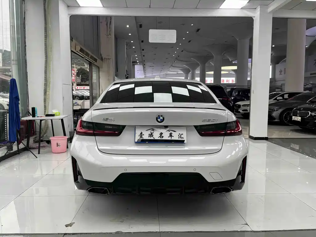 BMW 3 Series — миниатюра 8