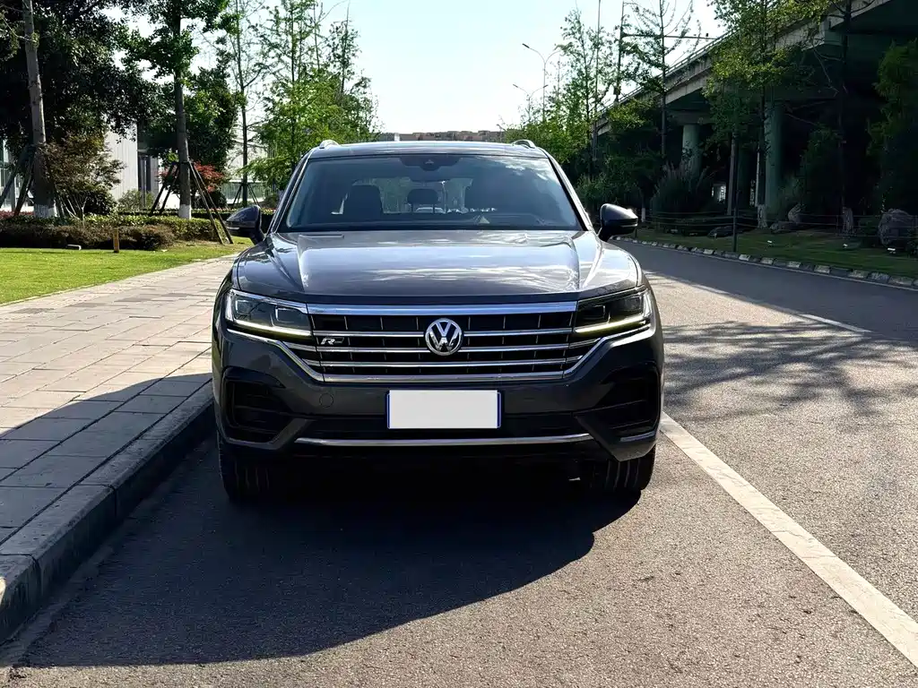 Volkswagen Touareg 2019 3.0TSI V