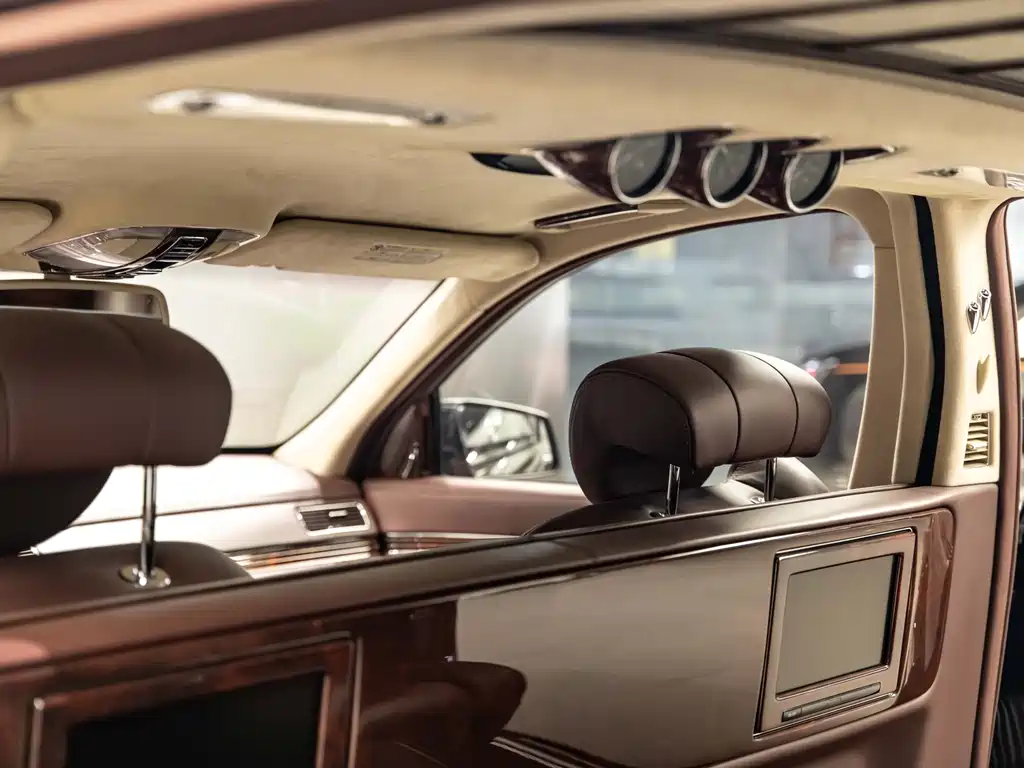 Mercedes-Benz Maybach 2011 6.0T 62 S