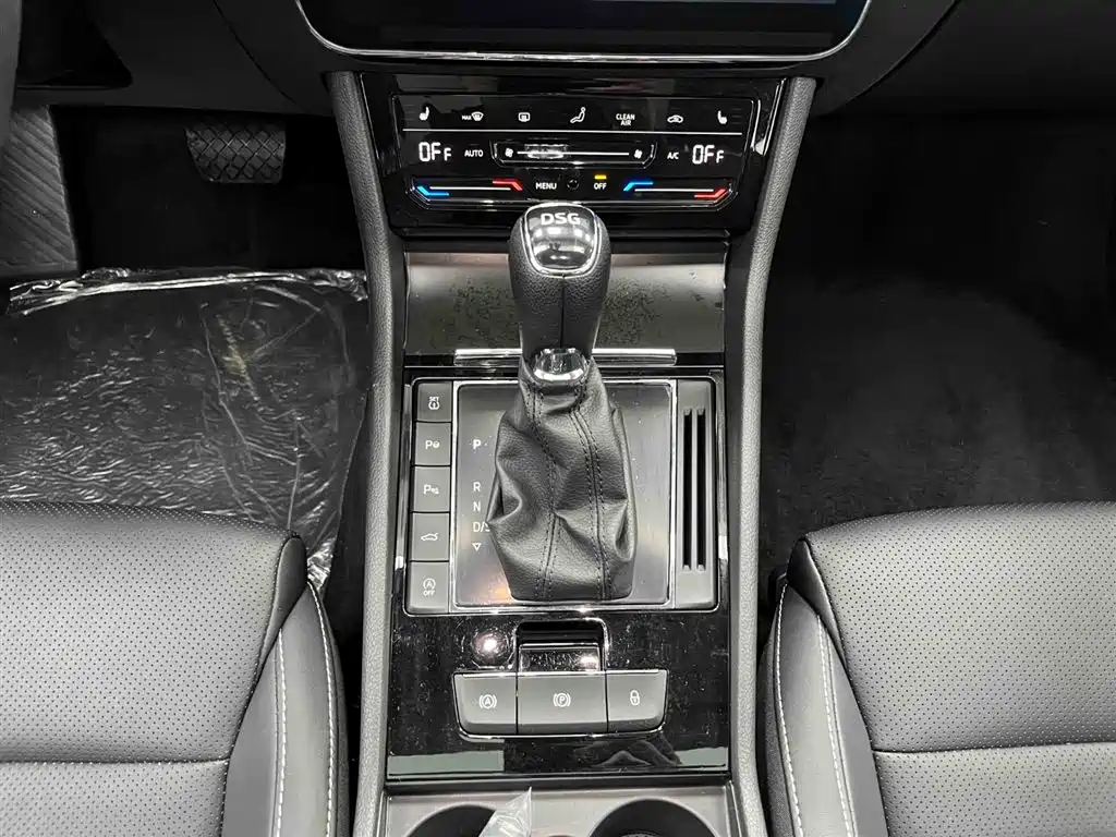 Skoda Superb 2023 TSI280 DSG Premium