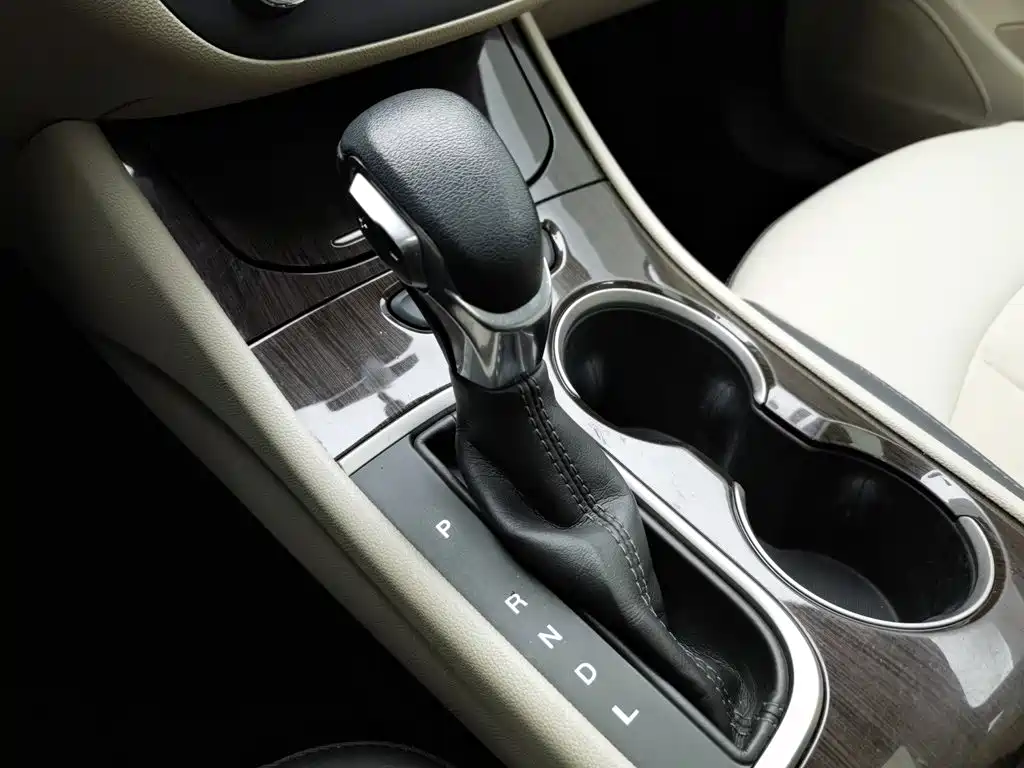 Buick Verano — миниатюра 13