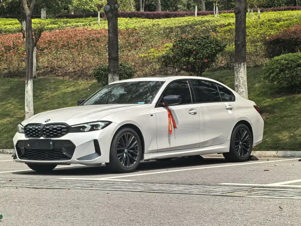 BMW 3 Series 2024