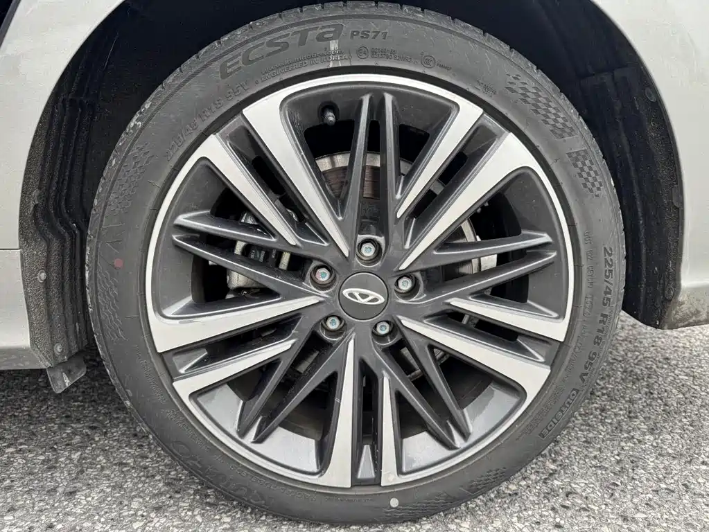 Chery Arrizo 8 — миниатюра 16